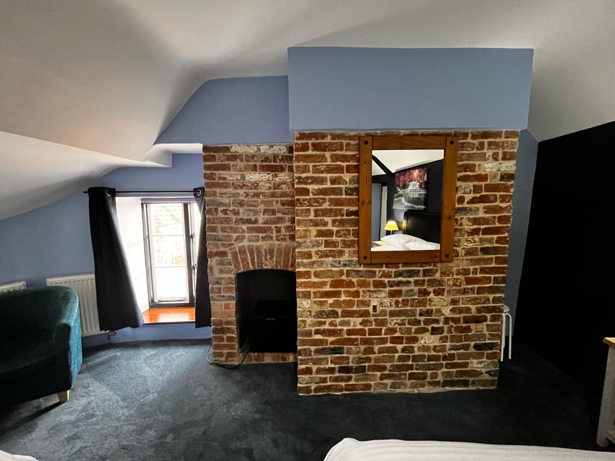 Old Manor House Bed & Breakfast Axbridge Екстериор снимка