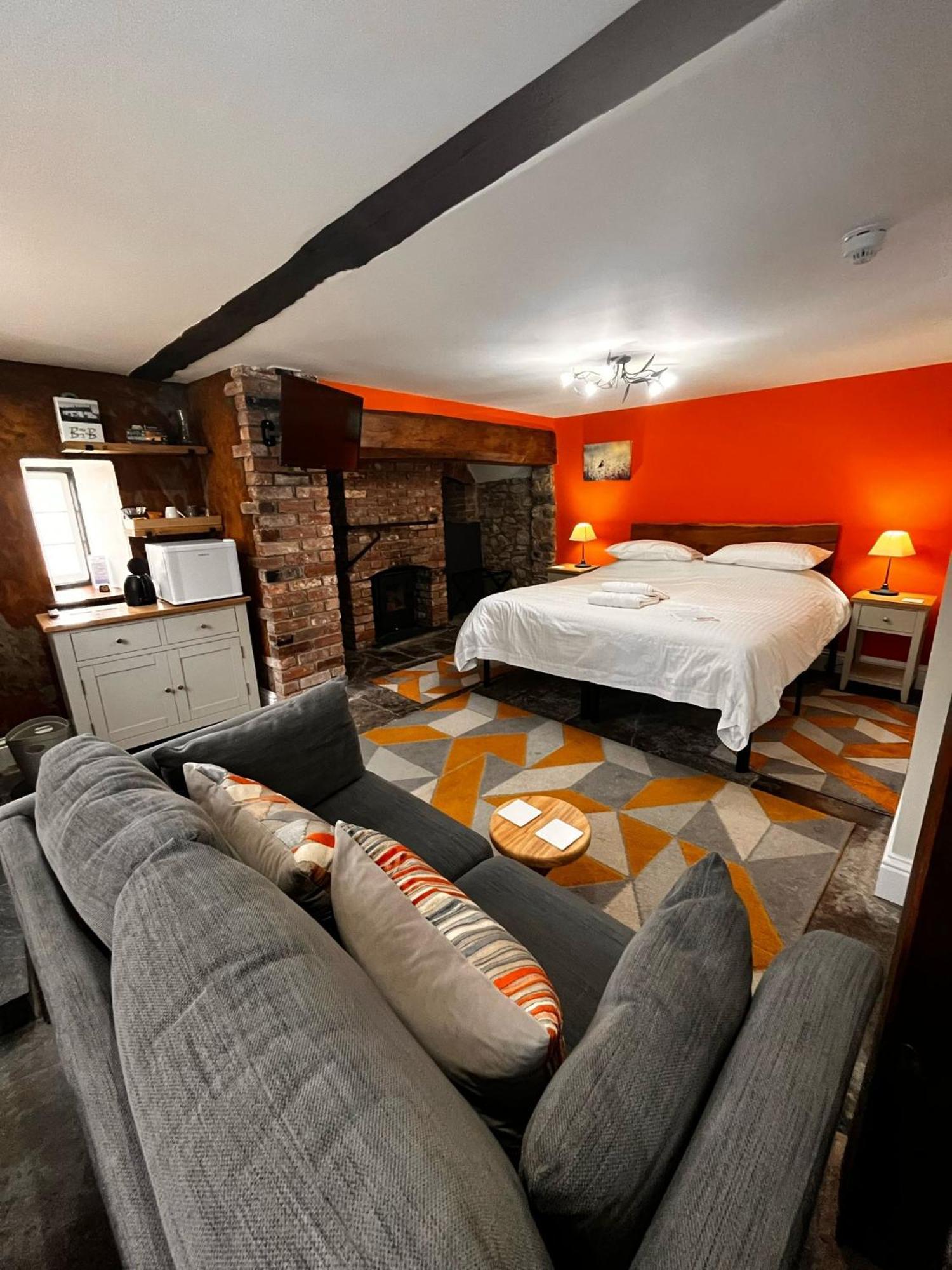 Old Manor House Bed & Breakfast Axbridge Екстериор снимка
