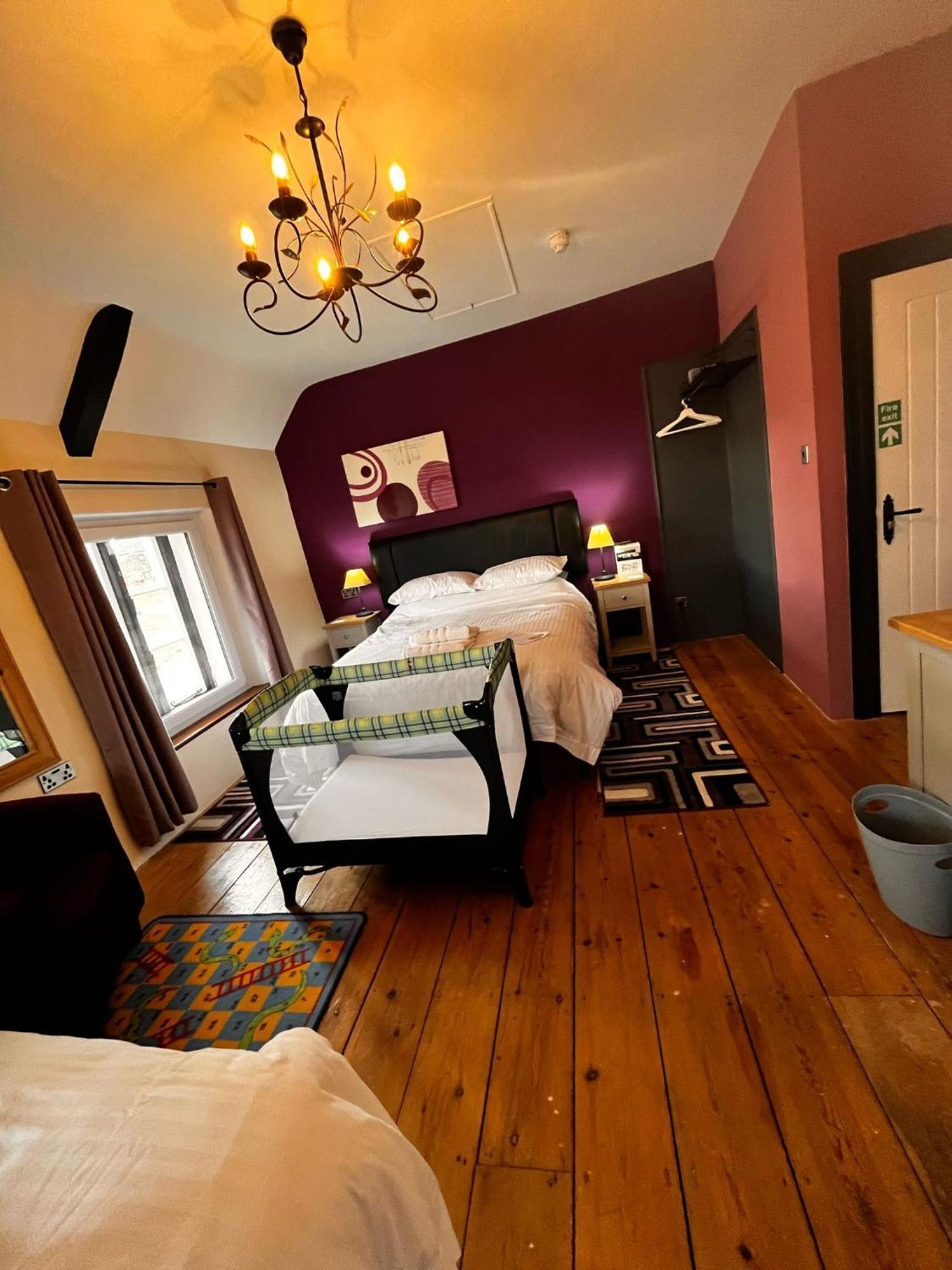 Old Manor House Bed & Breakfast Axbridge Екстериор снимка