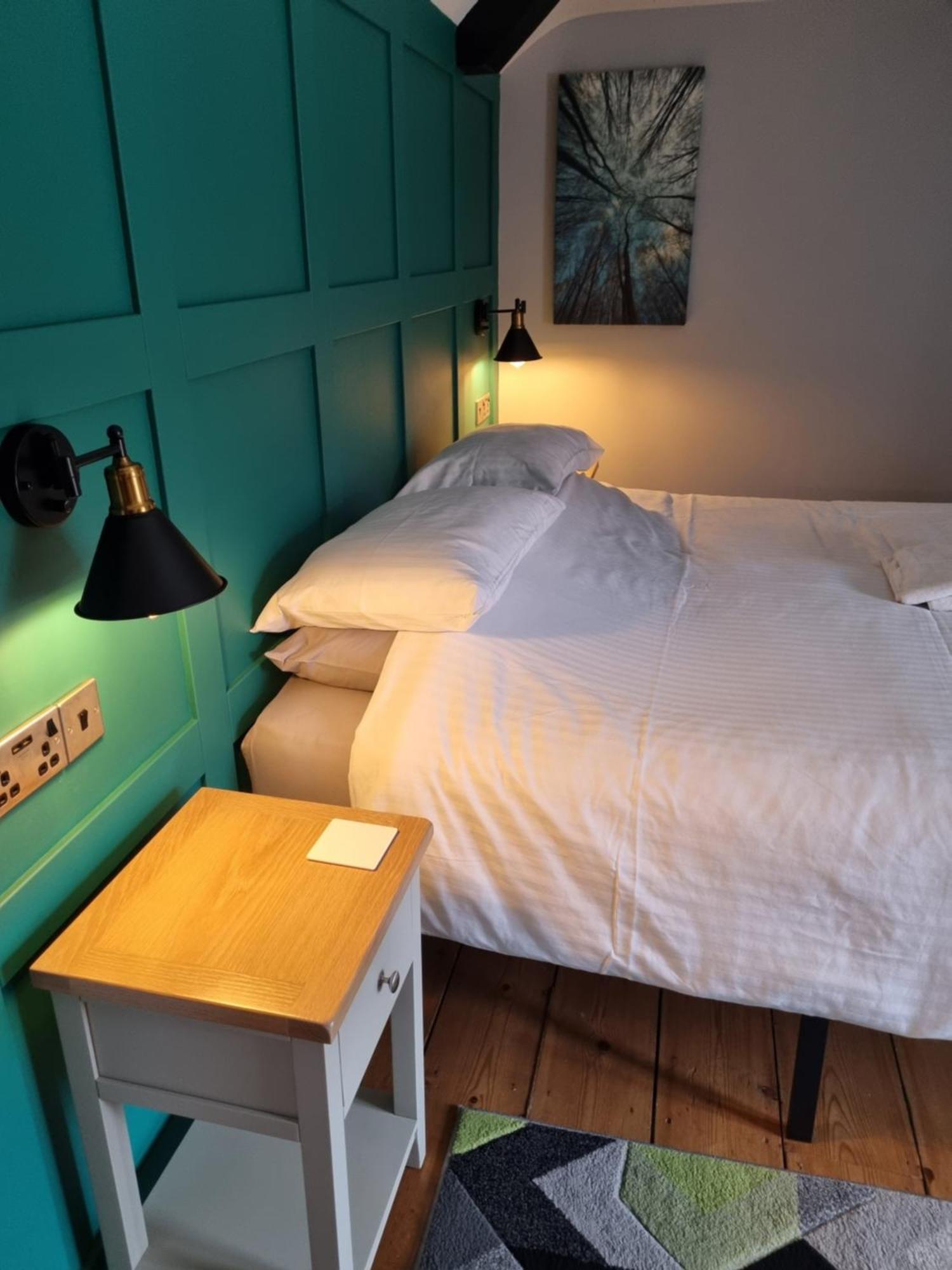 Old Manor House Bed & Breakfast Axbridge Екстериор снимка
